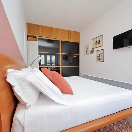 Comfy For Family Next To Metro Appartamento *