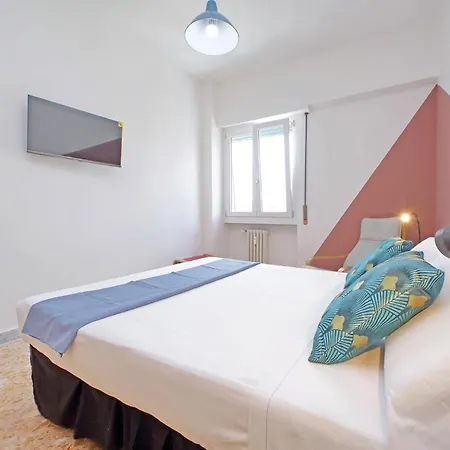 Comfy For Family Next To Metro Appartamento *