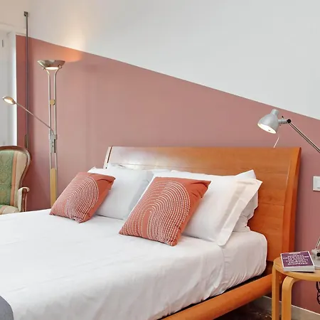 Daire Comfy For Family Next To Metro Roma