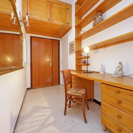 Comfy For Family Next To Metro *