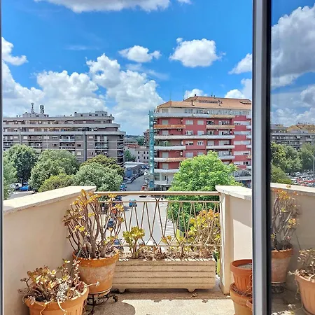 Daire Comfy For Family Next To Metro Roma