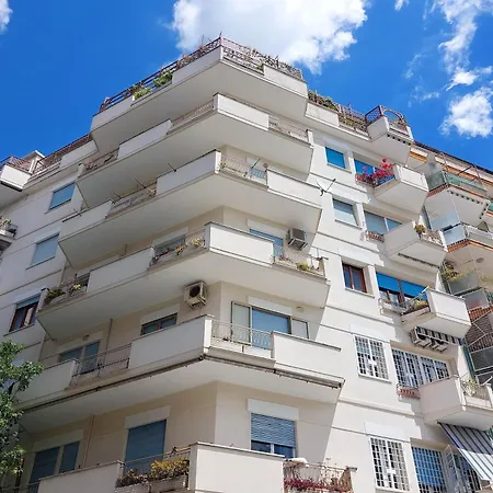 Comfy For Family Next To Metro Daire Roma